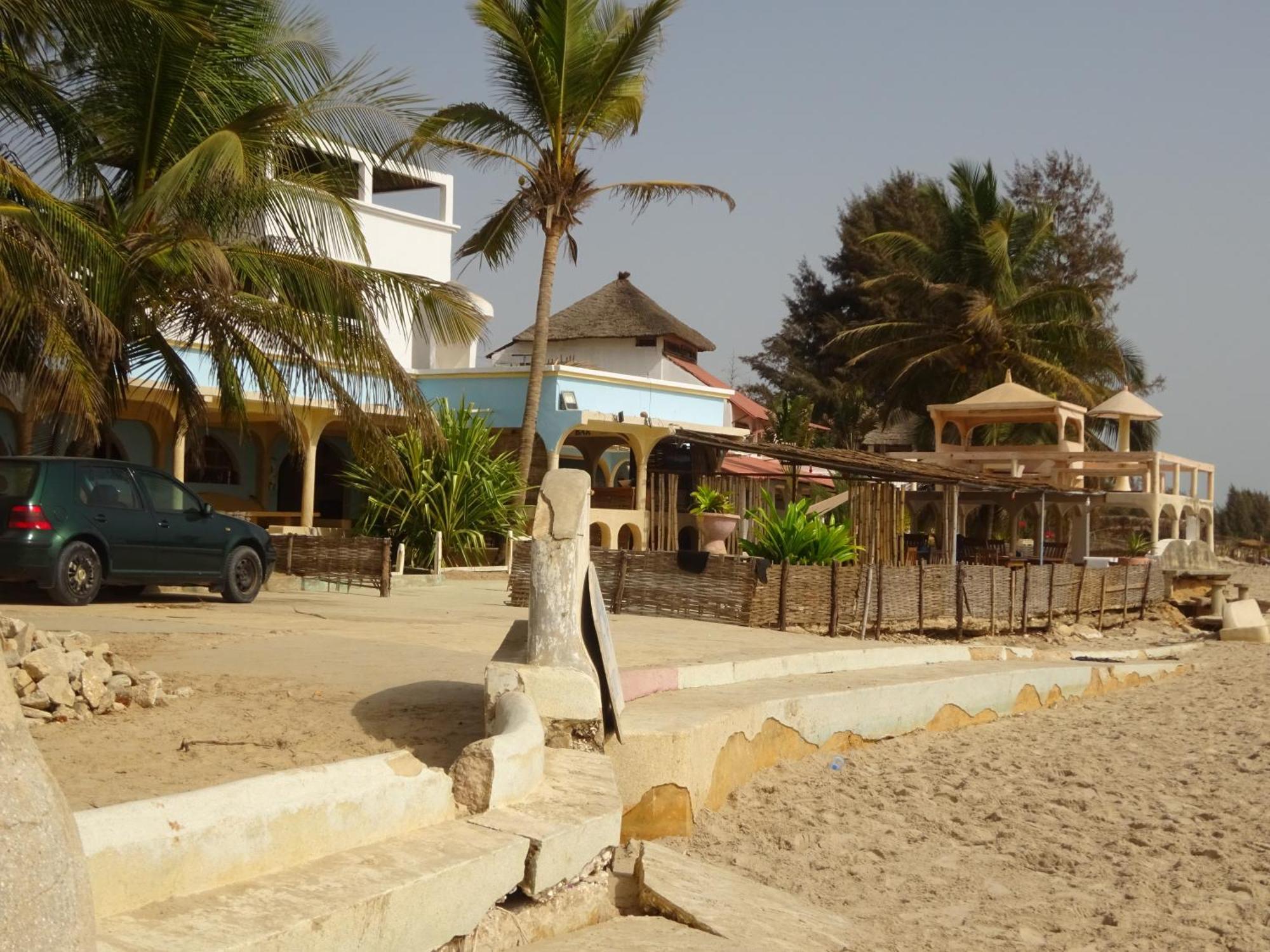 Hotel Du Bar De La Mer Cap Skirring Kabrousse 外观 照片