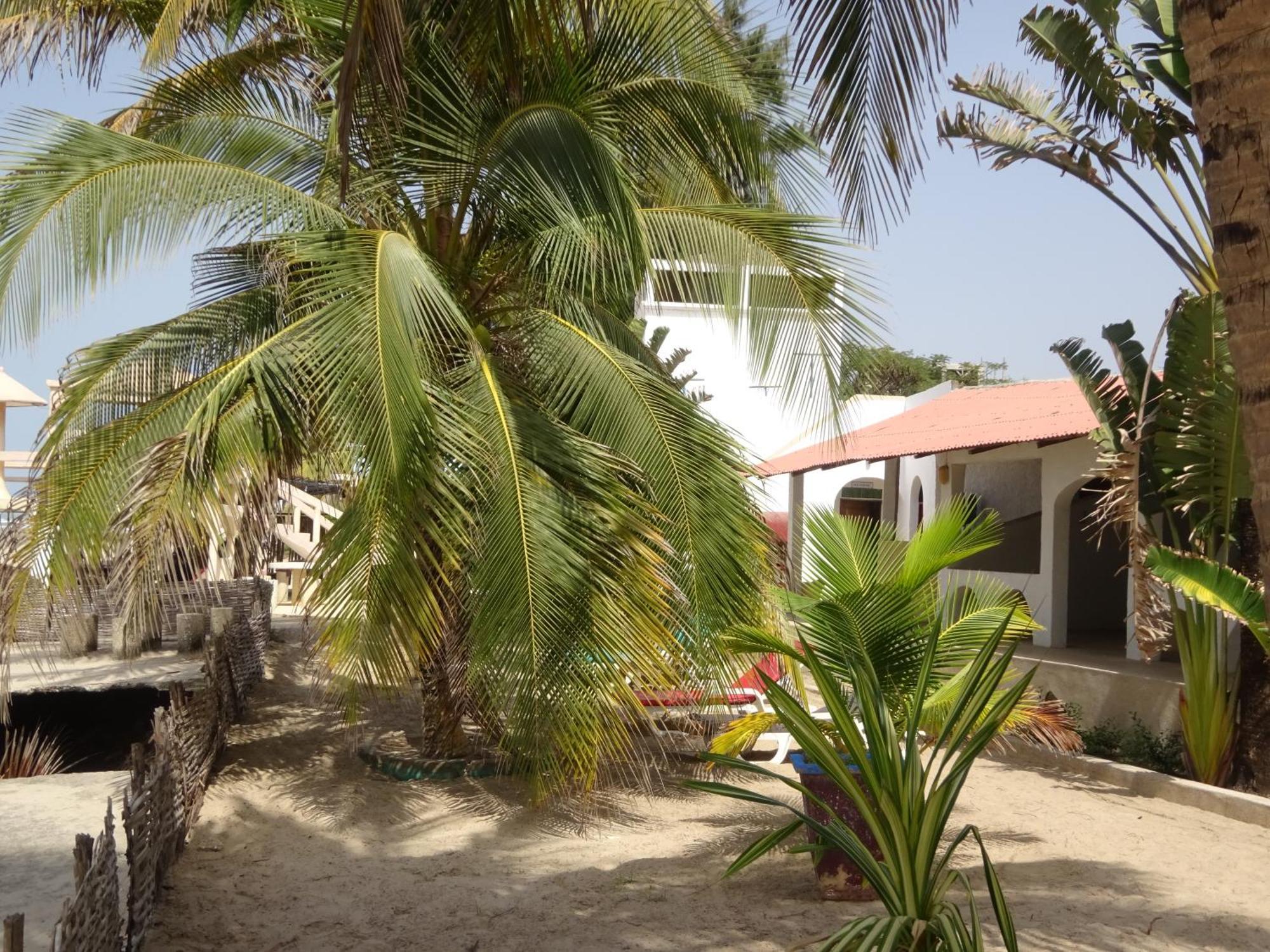 Hotel Du Bar De La Mer Cap Skirring Kabrousse 外观 照片