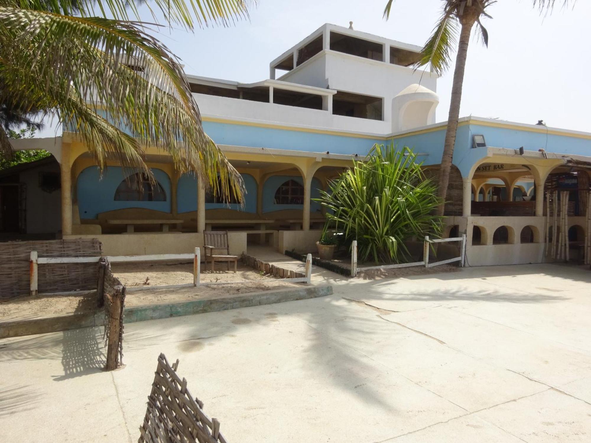 Hotel Du Bar De La Mer Cap Skirring Kabrousse 外观 照片